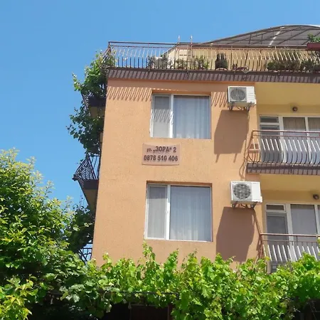 Apartment Zora *